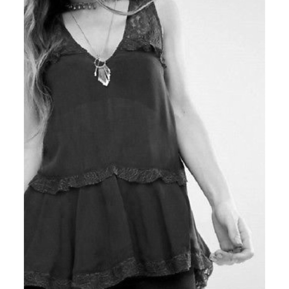 FREE PEOPLE LACE TRAPEZE CAMI NWT
